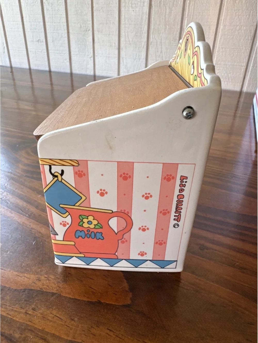 Vintage Lisa Berrett Cat Recipe Box with Wooden Lid